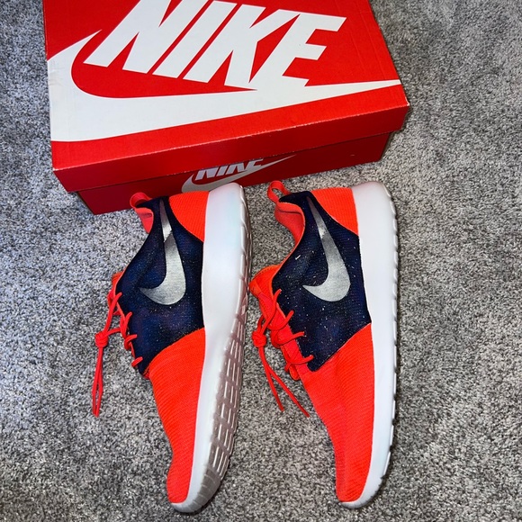 Nike Rosherun Custom Painted Galaxy - Picture 6 of 8